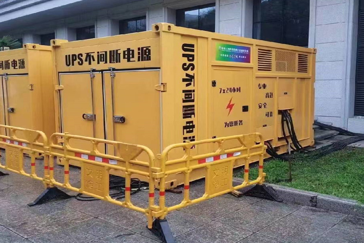 黄冈发电机租赁施工现场